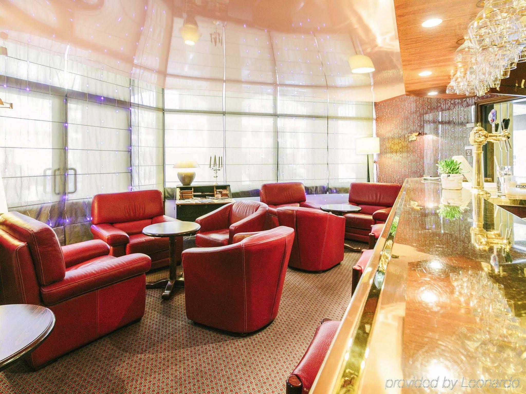 Ibis Alencon Hotel Luaran gambar
