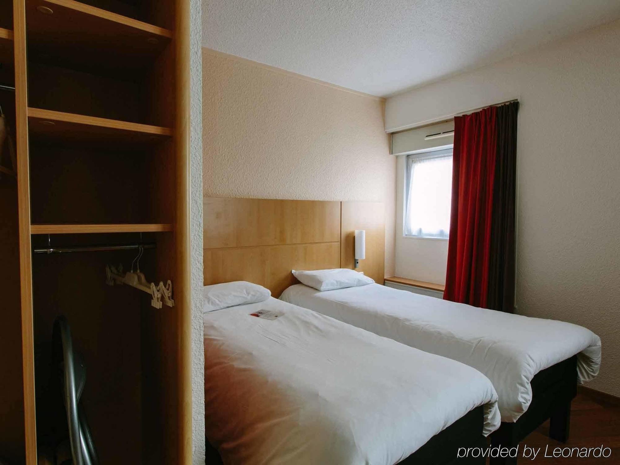 Ibis Alencon Hotel Luaran gambar